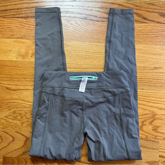 Ivivva gray leggings size 10 - Picture 4 of 6
